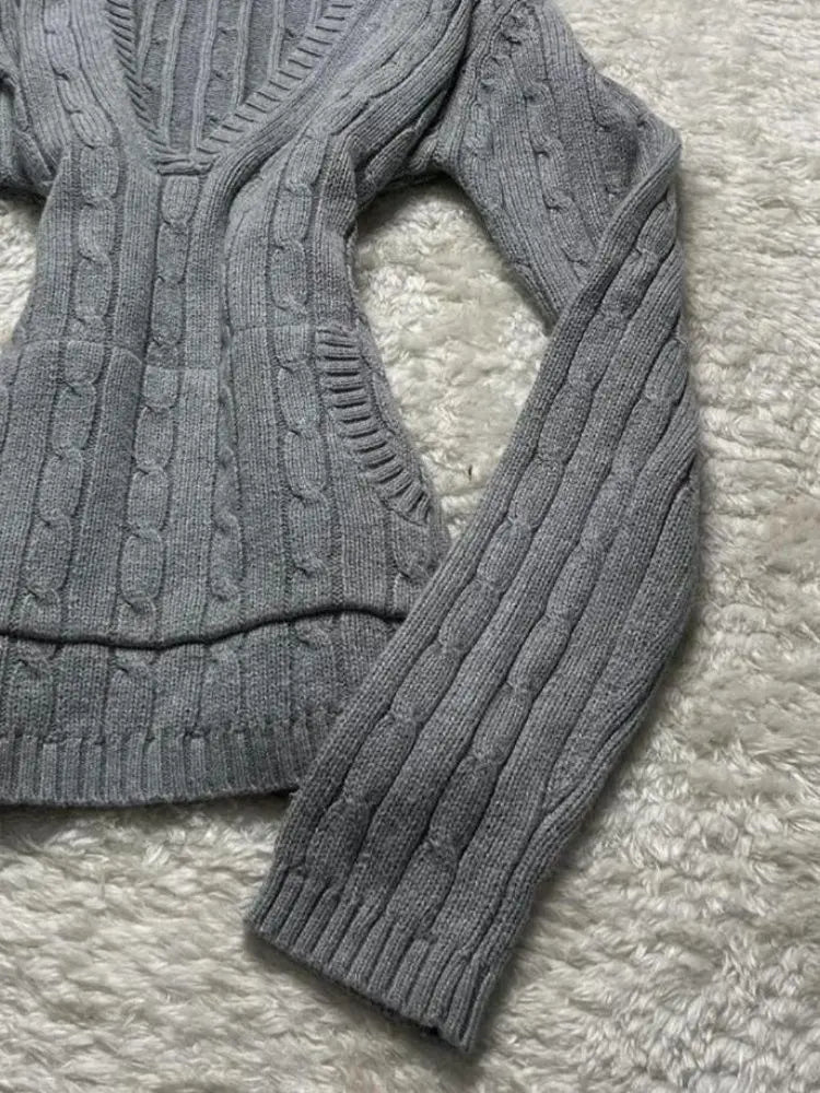 V-neck Hooded Pullover