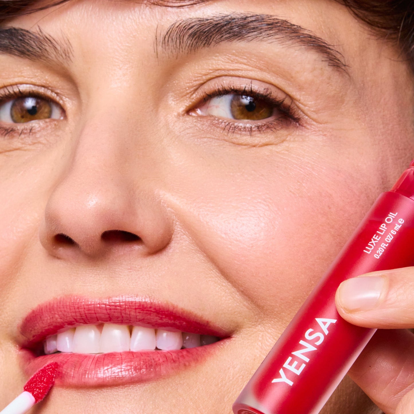 Aceite Nutritivo Labial Lujoso con Hialurónico + Vitamina E