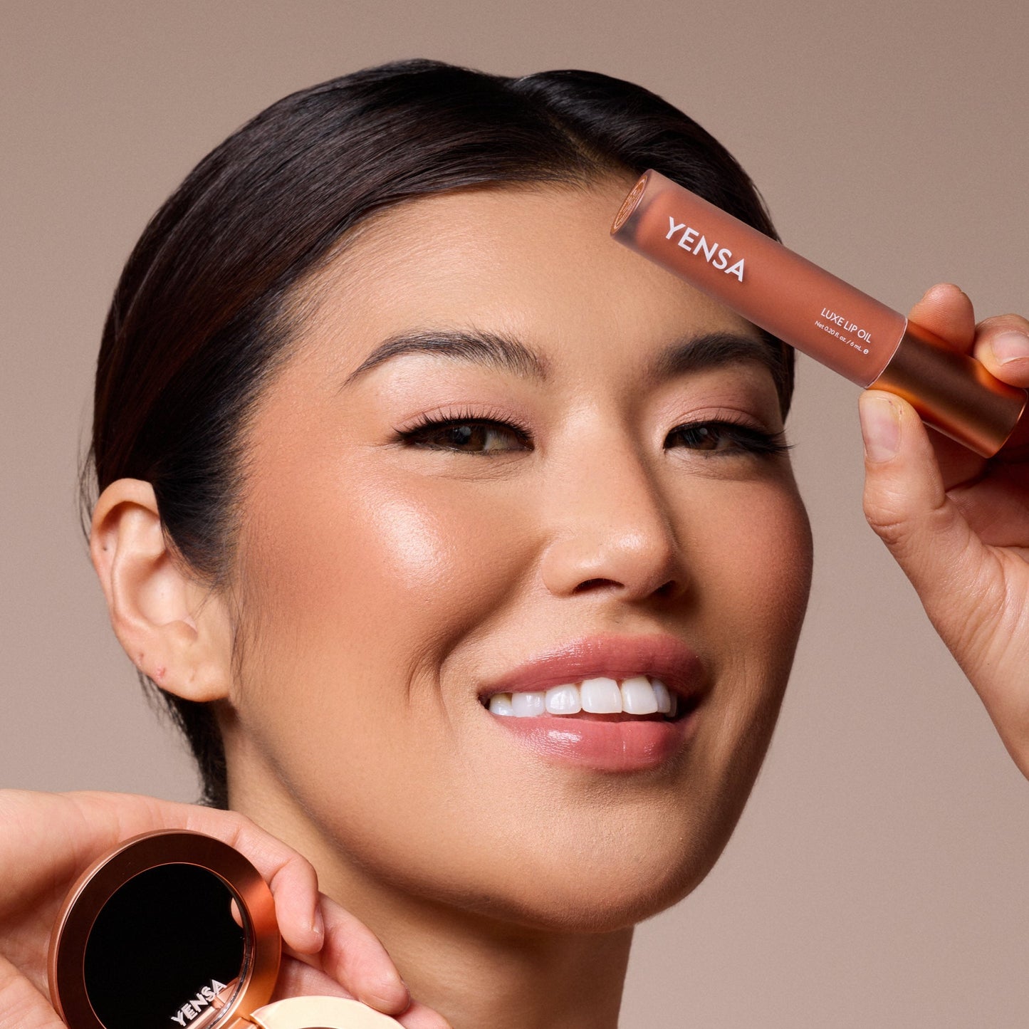 Aceite Nutritivo Labial Lujoso con Hialurónico + Vitamina E